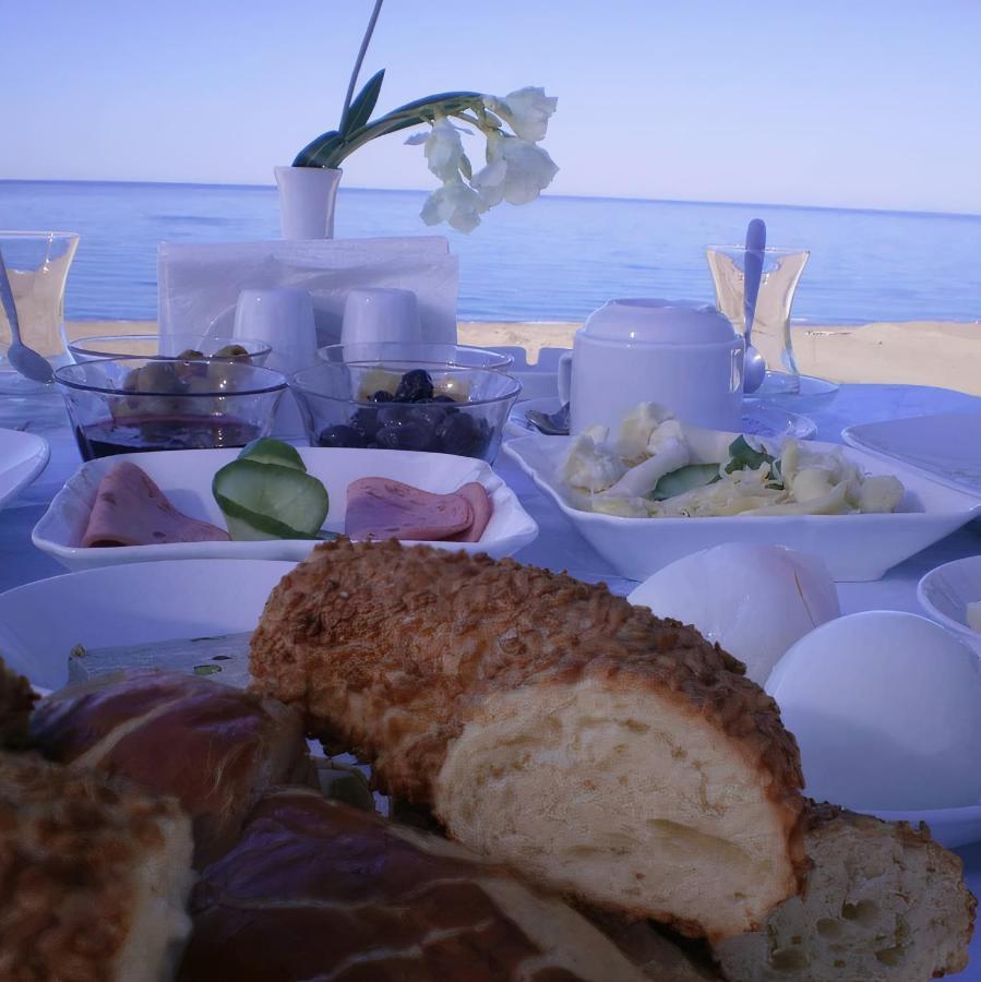 מנבגט Skys Beach Hotel מראה חיצוני תמונה